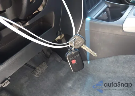 2005 Toyota Rav4 from USA, damaged, VIN JTEGD20V050067422